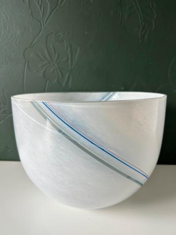 Kosta Boda grote kom glas Rainbow serie 1980's beschikbaar voor biedingen