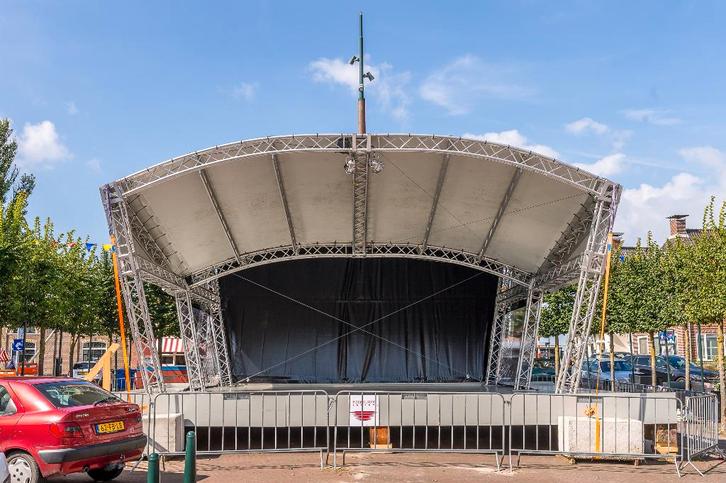 Podium, Muziek en Instrumenten, Overige Muziek en Instrumenten, Gebruikt, Ophalen