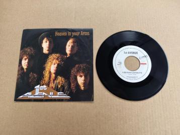 7" Single: 1st Avenue Heaven In Your Arms (1992) beschikbaar voor biedingen