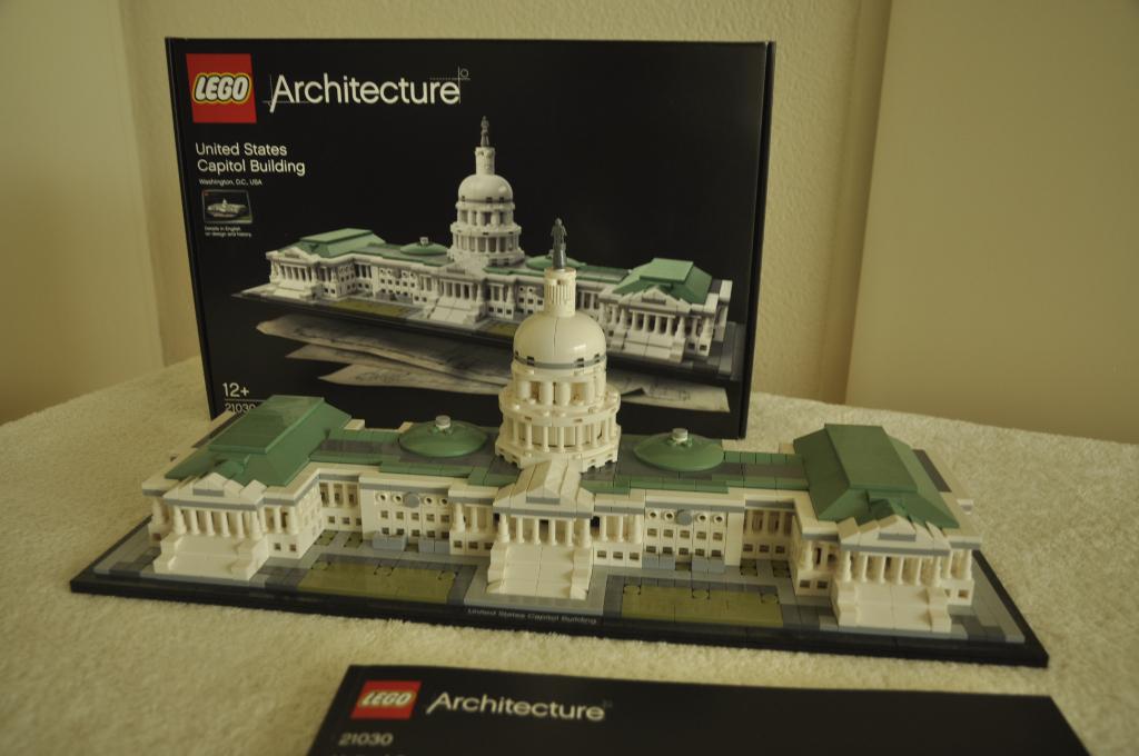 LEGO 21030 Capitol Building, Ophalen, Zo goed als nieuw, Complete set, Lego
