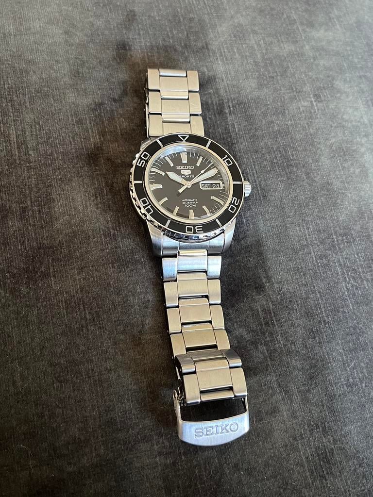 Seiko 5 Sports 7S36-04N0 - Automatic, Staal, Polshorloge, Ophalen of Verzenden, Zo goed als nieuw