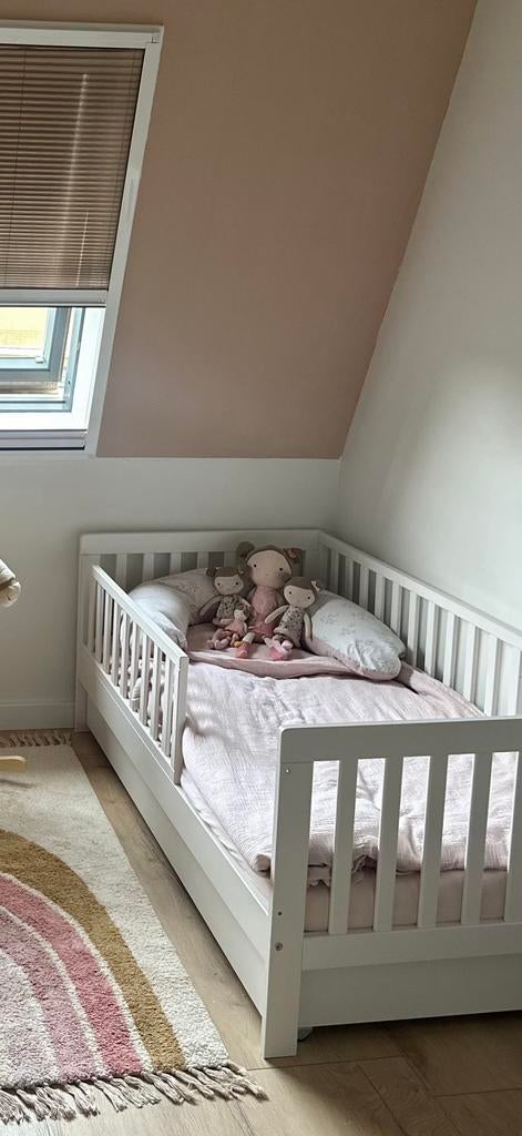 Petite Amelie Peuterbed Plume 140x70 incl. lade, Kinderen en Baby's, Kinderkamer | Bedden, Ophalen, 70 tot 85 cm, 140 tot 160 cm