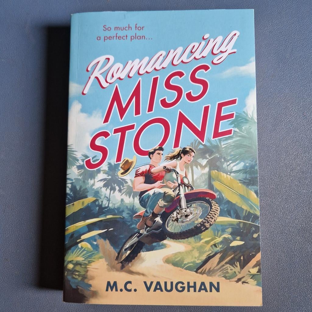 Romancing Miss Stone - M.C. Vaughan (Engelstalig), Ophalen of Verzenden, Amerika