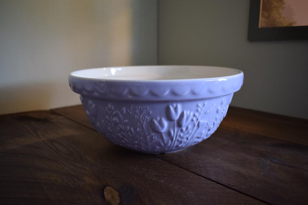 Mason Cash mengkom 24,5 cm lila - In The Meadow Tulp, Overige typen, Paars, Nieuw, Ophalen of Verzenden