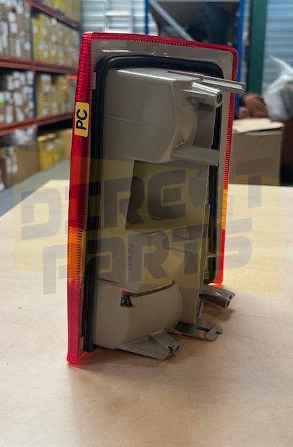 Opel Kadett E (Sedan/Cabrio) (9/84-9/93) achterlicht Links M, -, -, Opel, Nieuw