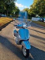 Vespa GTS 300 HPE - Akrapovic, Stuurslot, Rek, Windscherm, Fietsen en Brommers, Scooters | Vespa, Overige modellen, 300 cc, Maximaal 45 km/u