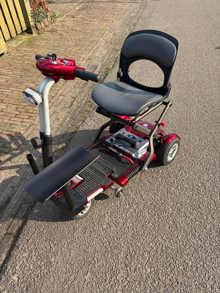 Opvouwbare scootmobiel, Ophalen, Gebruikt, 10 km/u of minder
