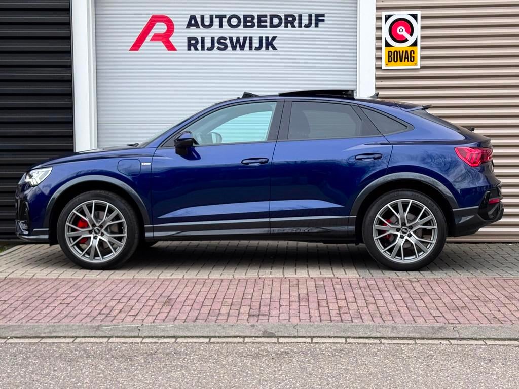 Audi Q3 Sportback 45 TFSI e S Edition Pano/Memory/360/Sfeer, Auto's, Audi, 12 maanden, Gebruikt, Blauw, Alcantara