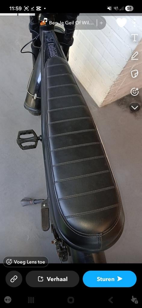 V8 dubbele accu maar heb er maar een zonder schermpje, Fietsen en Brommers, Ophalen of Verzenden, Gebruikt, Overige typen