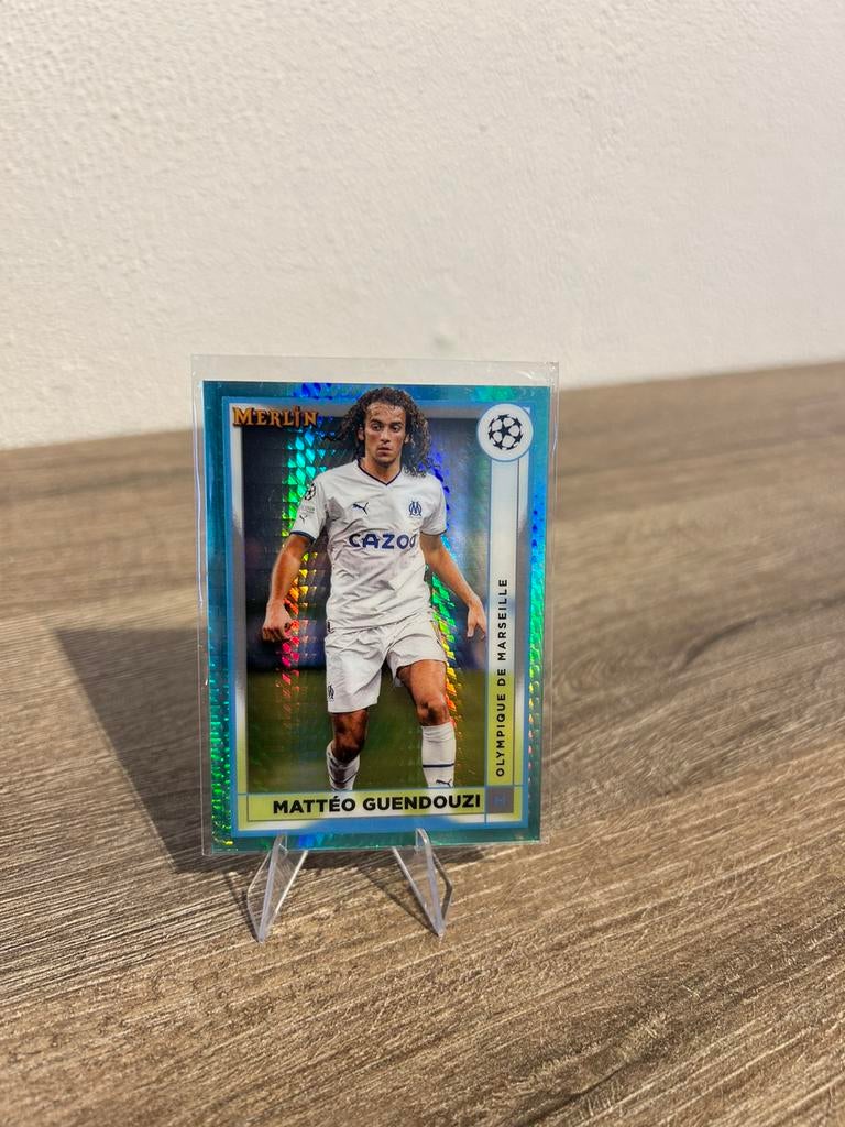 Matteo Guendouzi 2022-23 Topps Merlin UCC Aqua Prism #77, Ophalen of Verzenden, Zo goed als nieuw, Plaatje