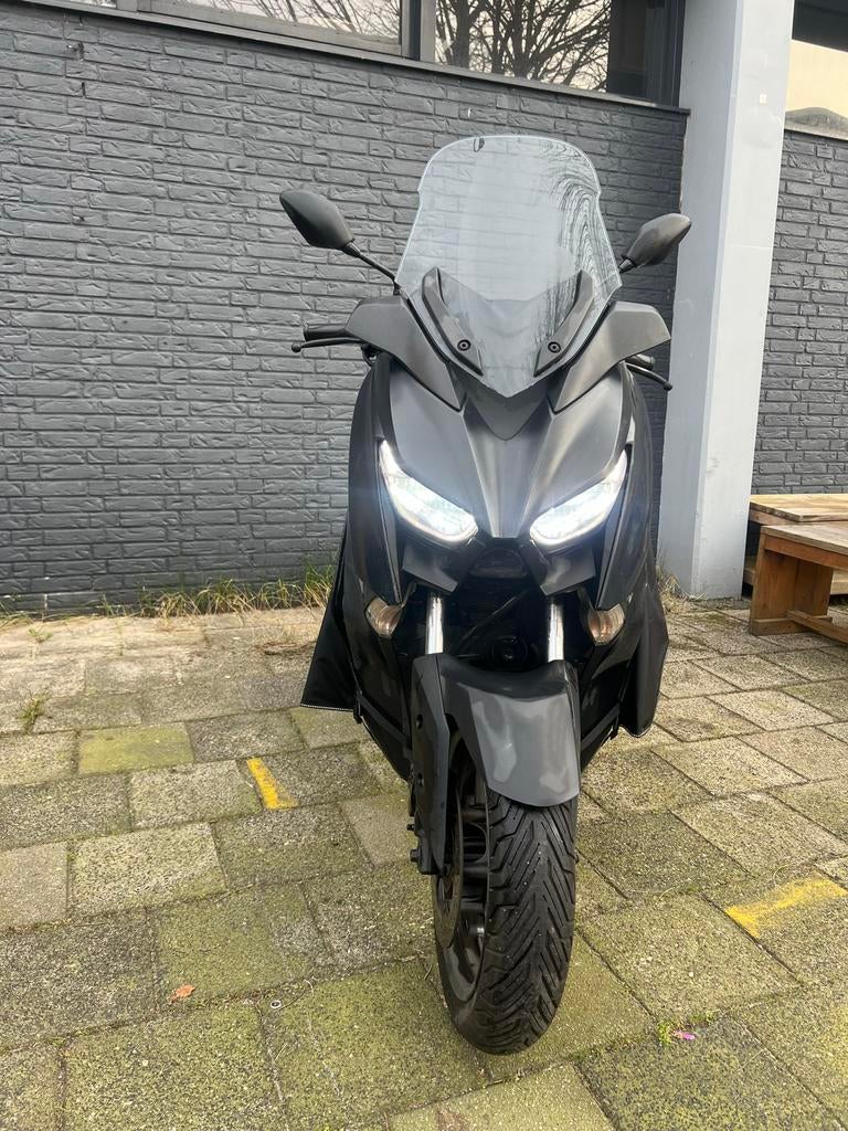 Yamaha XMAX Motorscooter - Zwart, Goed Onderhouden, Motoren, Scooter, 300 cc, Particulier, Minimaal motorrijbewijs A2