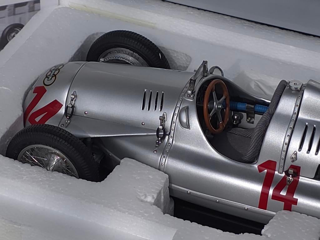 CMC - 1:18 - Auto Union Typ D 1938/1939 più catalogo