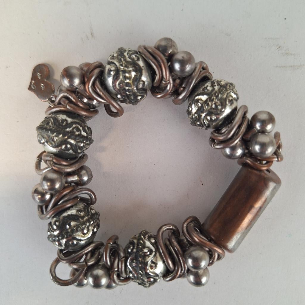 Armband met grove kralen, zilver-brons kleurig, Ophalen of Verzenden, Gebruikt, Zilver