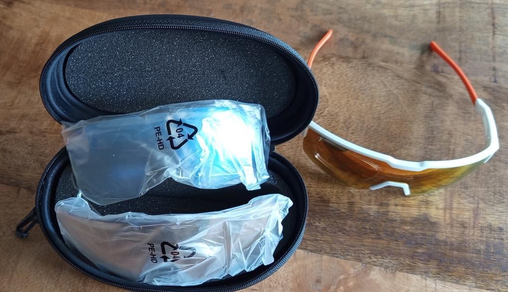 Driive Sport Zonnebril met Verwisselbare Lenzen, Overige merken, Zonnebril, Wit, Nieuw