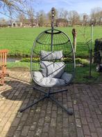 2 Hangstoelen, eggchairs, Ophalen, Gebruikt, Metaal