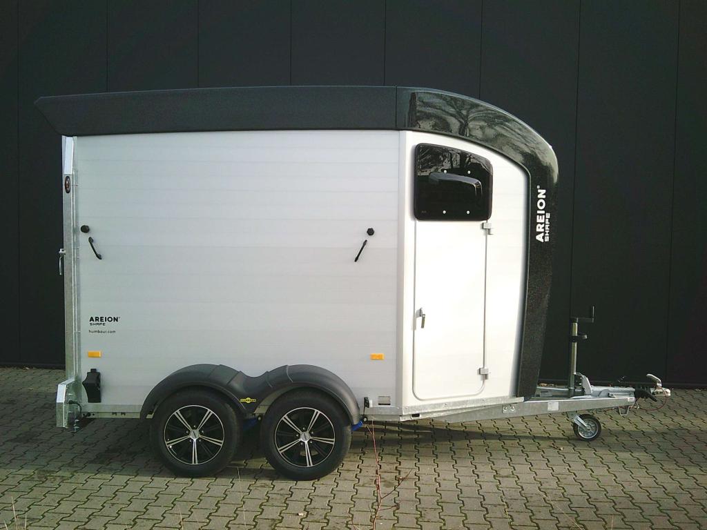 NIEUW. Humbaur Shape 2 paards. Zeer compleet uitgevoerd, Niet ingevuld, 2-paards trailer, Niet ingevuld, Ophalen