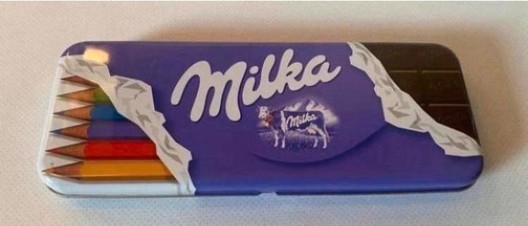 Rechthoekig pennenblikje van Milka.  Afm. 30x8x2 cm., Ophalen of Verzenden, Zo goed als nieuw, Overige, Overige merken