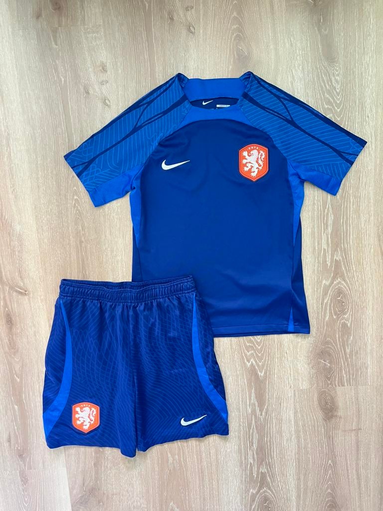 Nederlands elftal trainingsset Nike 22/23 Maat 147-158, Kinderen en Baby's, Jongen of Meisje, Sport- of Zwemkleding, Ophalen of Verzenden