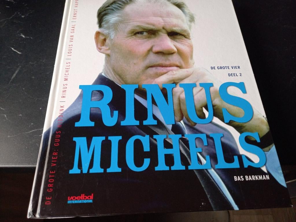 Boek over Rinus Michels, Ophalen
