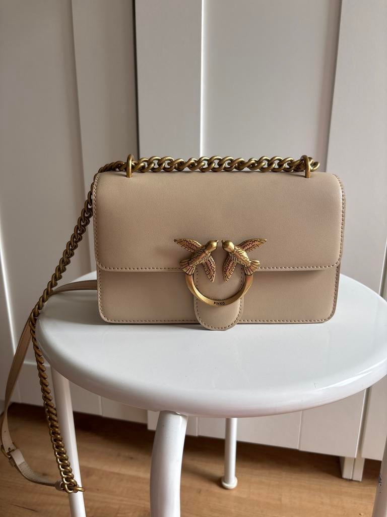 Pinko Love Bag, Ophalen of Verzenden, Zo goed als nieuw, Beige, Schoudertasje