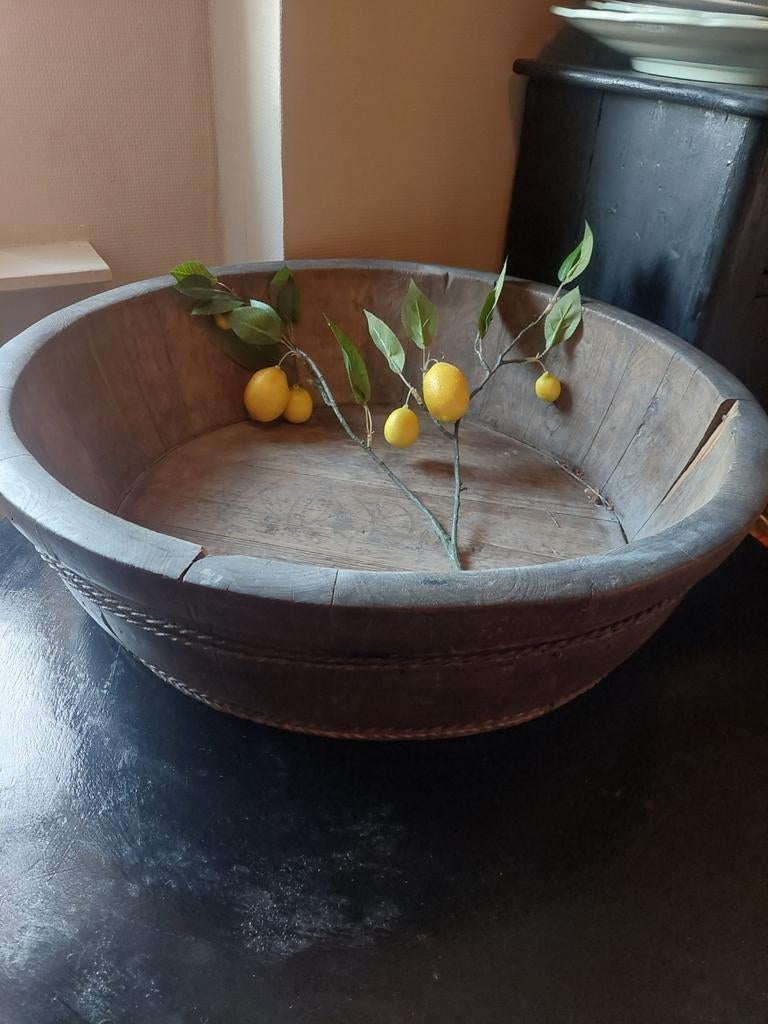 Antieke houten olijvenbak / schaal, Ophalen