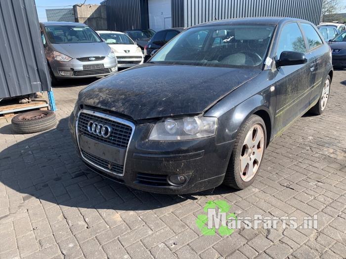 Remklauw (Tang) rechts-voor van een Audi A3, Auto-onderdelen, Remmen en Aandrijving, Gebruikt, -, -, -