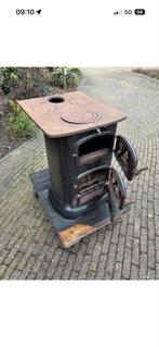 Oude kachel van gietijzer, Huis en Inrichting, Kachels, Ophalen, Gebruikt, Houtkachel, Vrijstaand