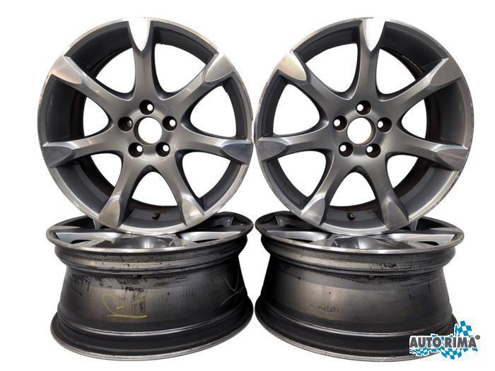 Sportvelgen Set van een Volvo V70, Auto-onderdelen, Banden en Velgen, Personenwagen, Gebruikt, 3 maanden garantie, Ophalen of Verzenden