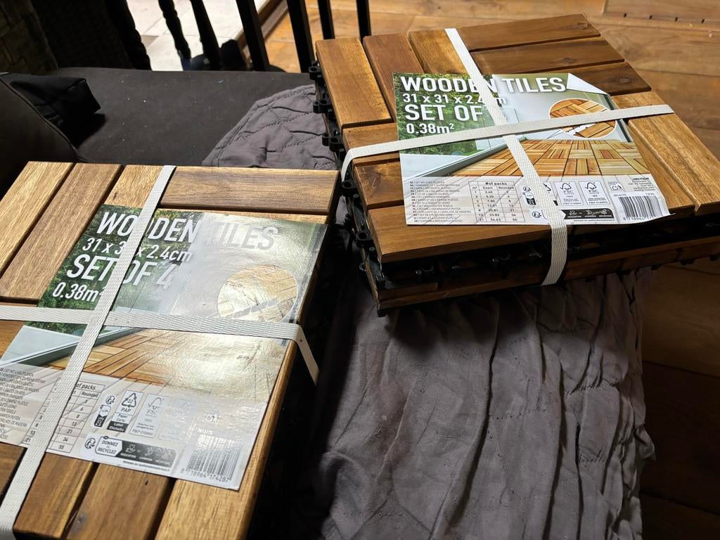 Nieuwe houten terrastegels - set van 4 (0.38m²), Tuin en Terras, Tegels en Klinkers, Ophalen, Nieuw, Minder dan 5 m², Hout