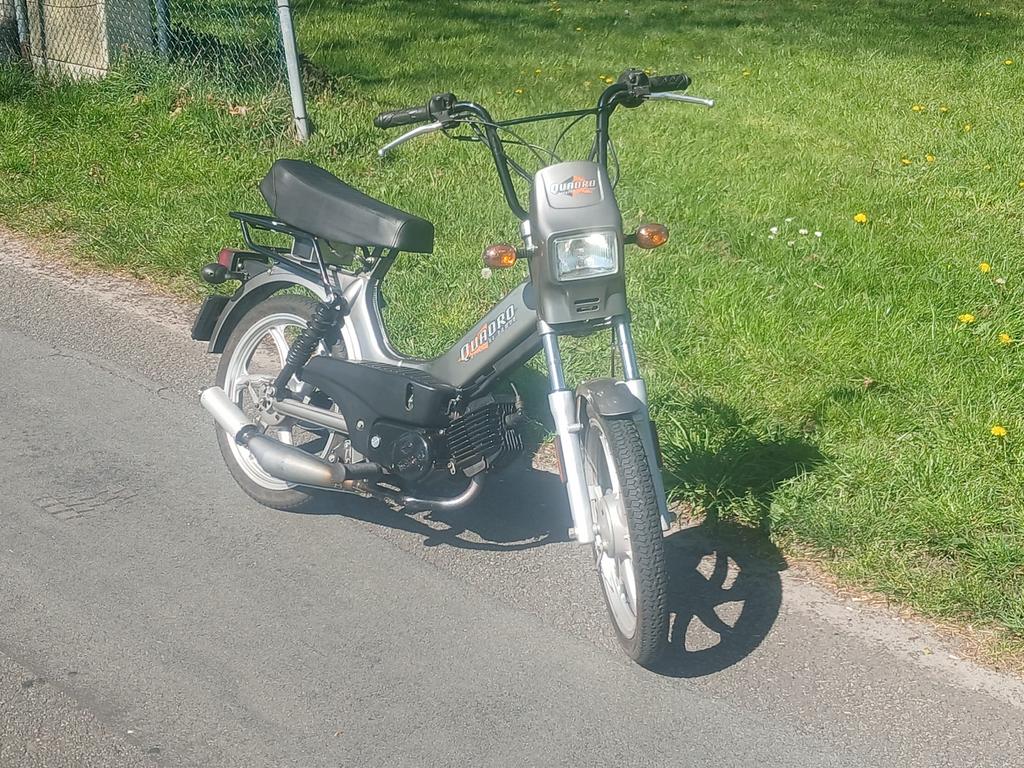 Hele nette Tomos Quadro E-start snorfiets, Fietsen en Brommers, Ophalen, Zo goed als nieuw, Maximaal 25 km/u, Quadro