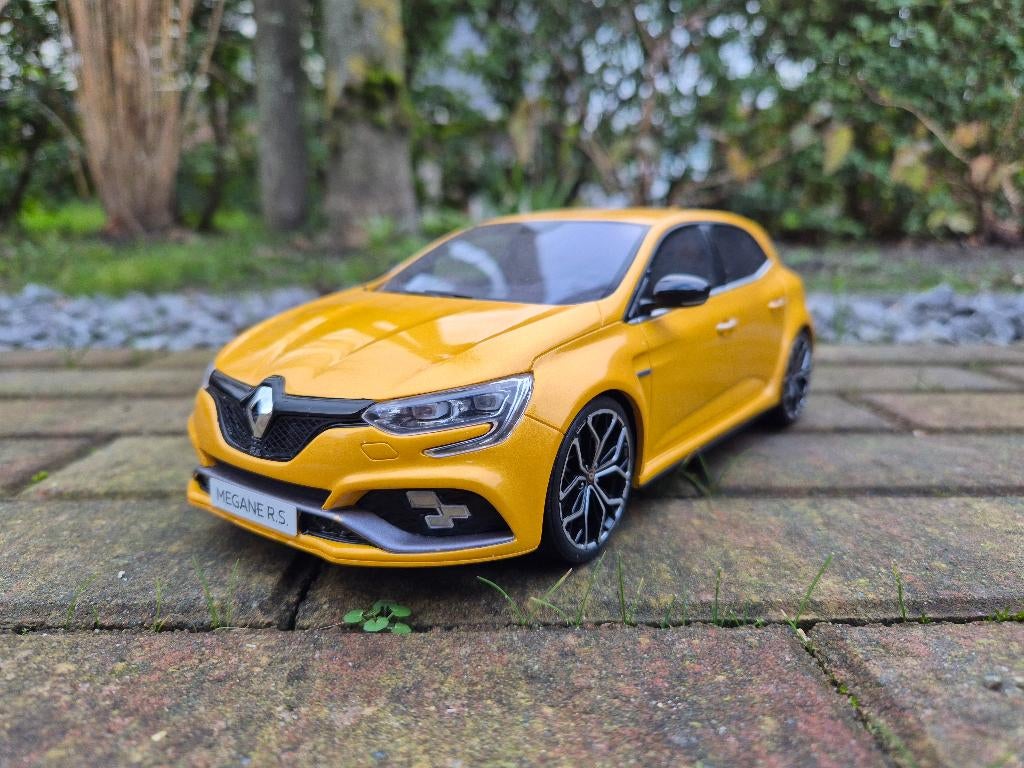 Ottomobile 1:18 Renault Megane 4 R.S. Jaune Sirius (OT283), Ophalen of Verzenden, Nieuw, Auto, OttOMobile