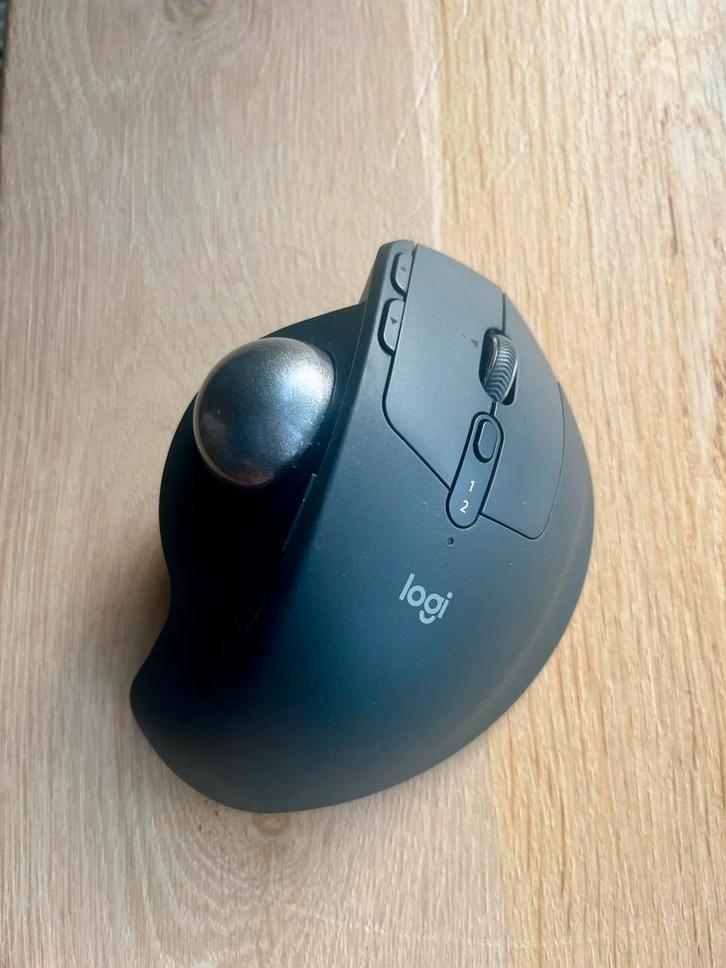 Logitech MX Ergo trackball muis - nieuwstaat, Computers en Software, Muizen, Zo goed als nieuw, Ophalen of Verzenden