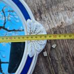 Spiegel met keramiek lijst Royal blue met goudbies, Ophalen, Wit