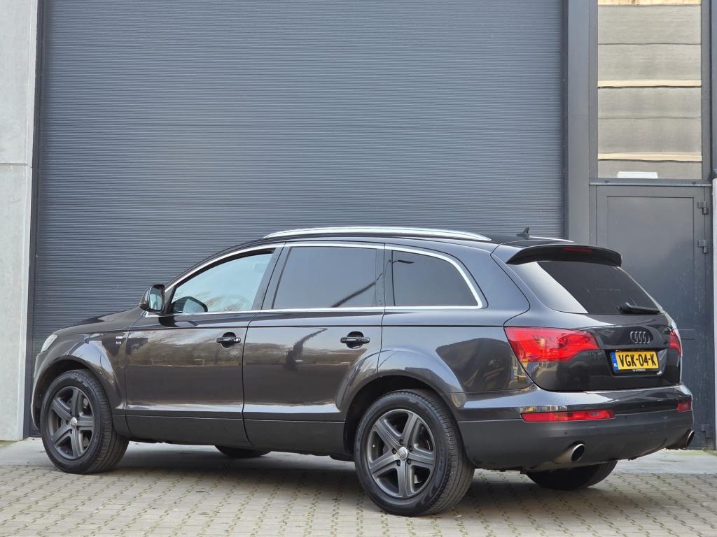 Audi Q7 4.2 FSI V8 Quattro Grijs kenteken LPG/Benzine, Auto's, Gebruikt, 8 cilinders, Leder, Bedrijf