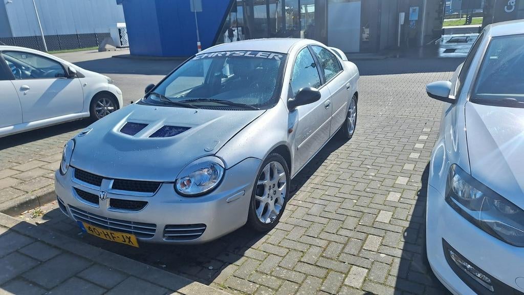 Chrysler Neon 2.0 I 16V 2001 Grijs, 450 kg, 1145 kg, 4 cilinders, 133 pk