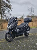 Honda Forza 125 te 2023 Matzwart, Fietsen en Brommers, Ophalen, 125 cc