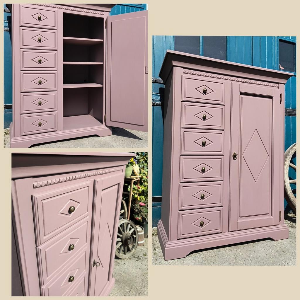 Gave kast "Midnight Plum", Kast, Middenhof 41 Rilland, 105 cm of meer, Zo goed als nieuw