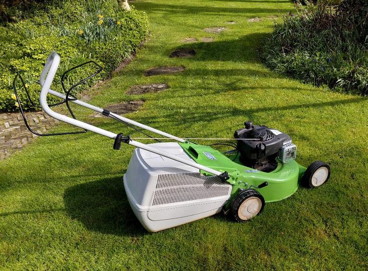 Motor grasmaaier Viking (STIHL) MB248.3T benzine/zelfrijdend, Tuin en Terras, Grasmaaiers, Gebruikt, 40 t/m 49 cm, Cirkelmaaier