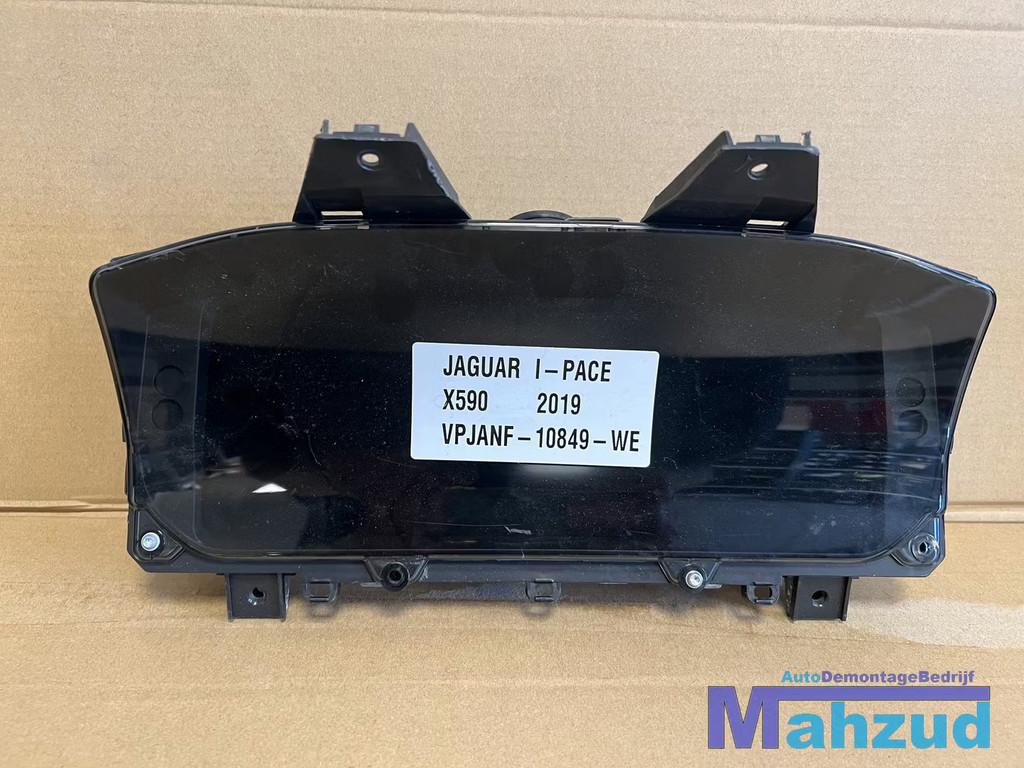 JAGUAR F-PACE X761 Km teller KK8310F844JE odometer UK, Gebruikt, Abbey Road, Whitley 1
CV3 4LF  Coventry, Jaguar, Jaguar Land Rover Limited