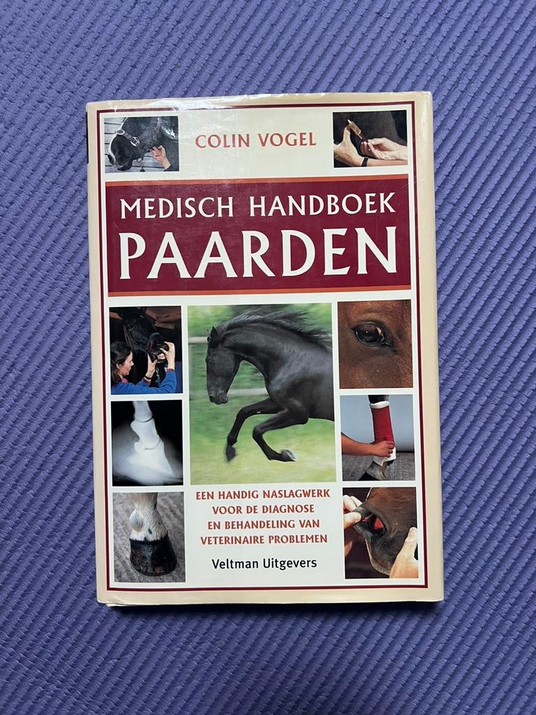 TE KOOP BOEK MEDISCH HANDBOEK PAARDEN, Ophalen of Verzenden, Zo goed als nieuw, Paarden of Pony's