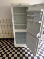 Grote goedwerkende koelkast  VASTE PRIJS  70  EURO, Witgoed en Apparatuur, Koelkasten en IJskasten, Zonder vriesvak, 200 liter of meer