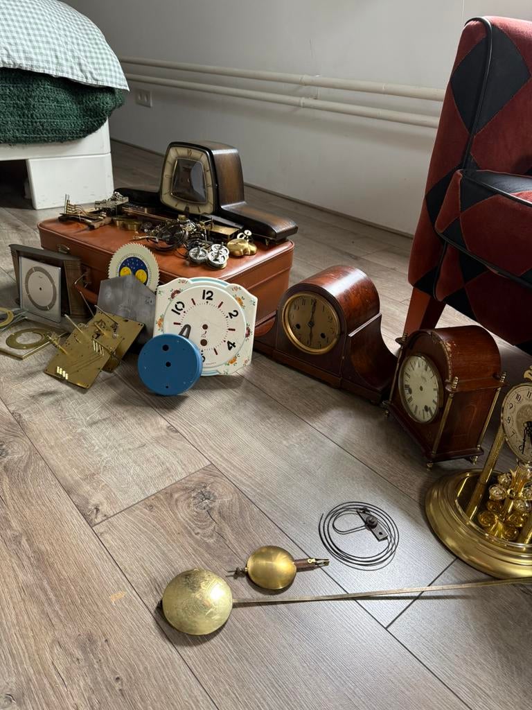 Vintage klokonderdelen lot – Hermle + Kienzle + onderdelen, Antiek en Kunst, Ophalen of Verzenden