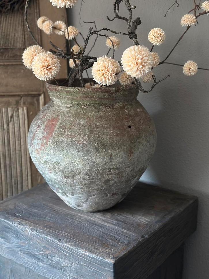 Oude stenen waterpot, Huis en Inrichting, Woonaccessoires | Overige, Ophalen of Verzenden