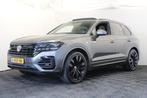 Volkswagen Touareg 3.0 TDI R-Line |Pano|Trekhaak|Achterbank, Auto's, Automaat, 15 km/l, Gebruikt, 241 €/maand