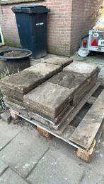 30 gratis stoeptegels voor uw tuin of oprit, Ophalen, Gebruikt, 10 m² of meer, Beton