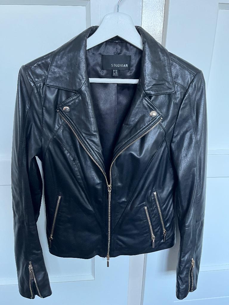 Studio AR by Arma cherry maat 36, Ophalen of Verzenden, Nieuw, Maat 36 (S), Zwart