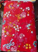 Pip behang met bloemen en vlinders - Rood 1 hele rol, Ophalen of Verzenden, Minder dan 10 m², Rood, Bloemen, Vlinders, Vrolijk