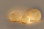 Set van 3 "Dora" Moon Rock Lampen – André Cazenave 2026.12, Huis en Inrichting, Lampen | Tafellampen, Unk., Verzenden, Zo goed als nieuw