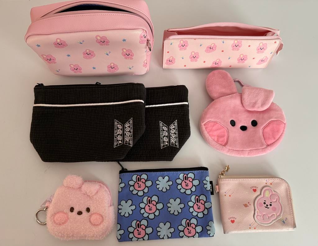 BTS BT21 cooky dalmajung pouch tas portemonnee coin purse, Ophalen of Verzenden, Gebruiksvoorwerp