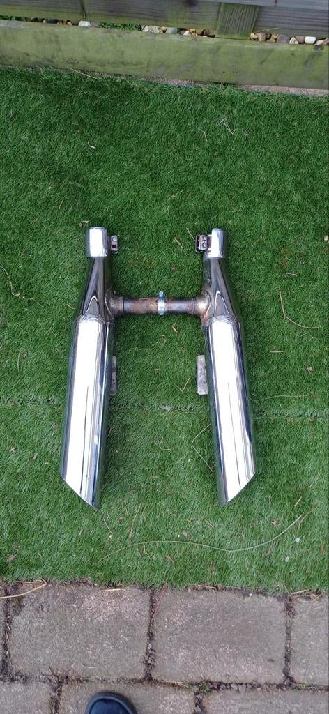 Originele uitlaat demper suzuki intruder 700/750, Ophalen of Verzenden, Gebruikt
